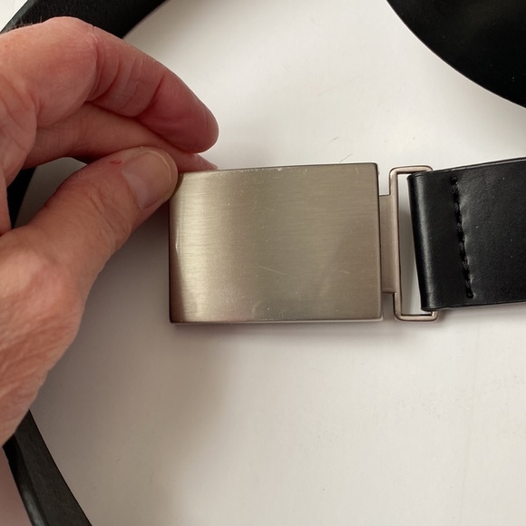 Jasper Conran black leather adjustable belt classic minimalist design - Picture 4 of 4